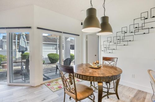 12012 13 St, Hollywood FL  33026-3876 exterior