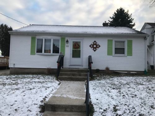 819 Green St, Manitowoc, WI 54220-6208
