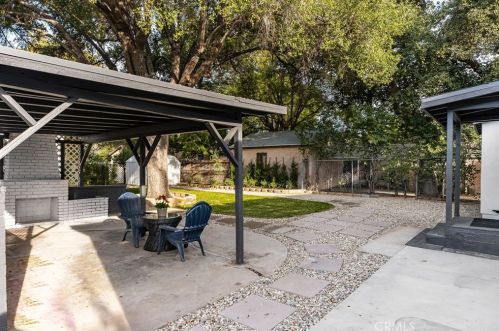 2485 Grandeur Ave, Altadena CA  91001-5548 exterior