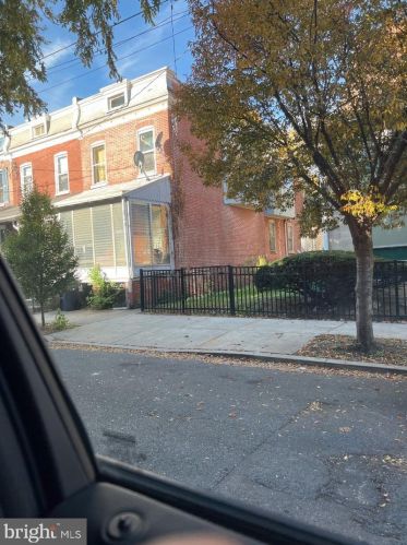 837 Pine St, Wilmington, DE 19801-4235