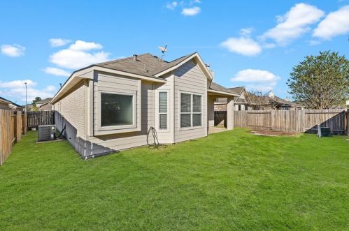 10043 Elkwood Glen Ln, Tomball, TX 77375-1034