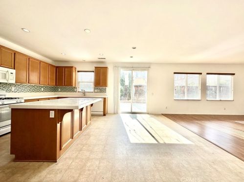 13165 Connor Ct, Beaumont CA  92223-8110 exterior