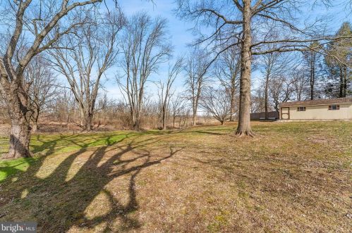 2741 Leidy Rd, Gilbertsville PA  19525-9170 exterior