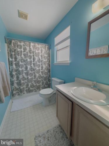 1749 Walnut St, Lansdale PA  19446-1136 exterior