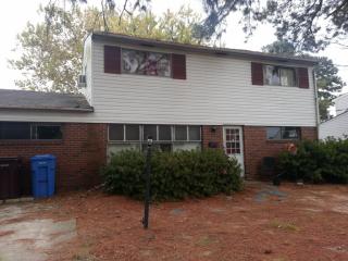 2209 Ardmore Ave, Chesapeake, VA 23324-1911