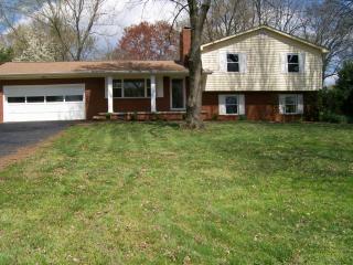428 Hardwicke Dr, Knoxville, TN 37923-2415