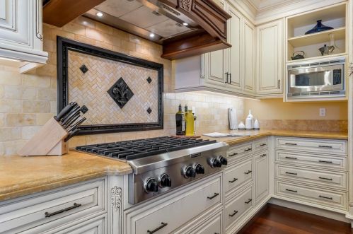 503 Upton St, Redwood City CA  94062-2941 exterior