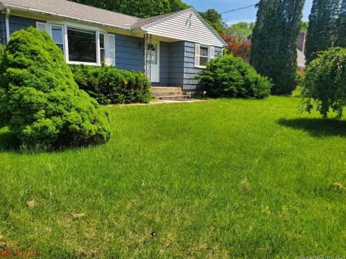 510 Wauregan Rd, Killingly, CT 06239-4234