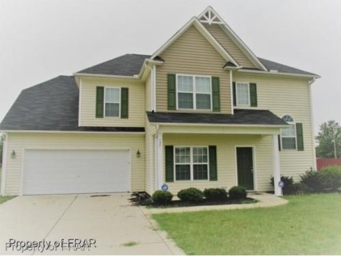 157 Blackhawk Ln, Raeford, NC 28376-8275