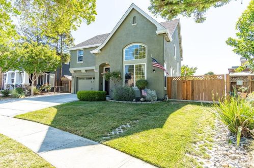 1940 Morning Glory Dr, Hollister CA  95023-7622 exterior