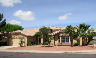 8966 Topeka Dr, Peoria, AZ 85382-8592