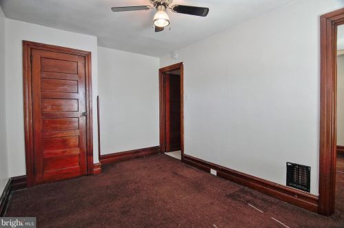 21 Adams St, Pottstown PA 19464-4102 exterior