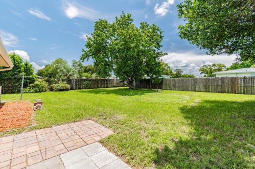 1160 Page Dr, Deltona FL  32725-6056 exterior