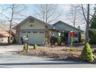 2040 Golfside Ln, Hendersonville, NC 28739-8844