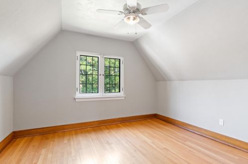 4108 Lk Dr, Milwaukee WI 53211-1719 exterior