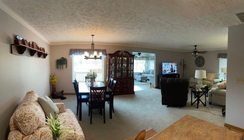 821 Leesburg Ave, Washington Ch OH  43160-1254 exterior