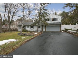 1761 Frost Ave, Saint Paul, MN 55109-4614