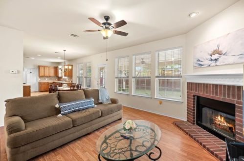 149 Pne Cv, Uhland TX  78640-5842 exterior