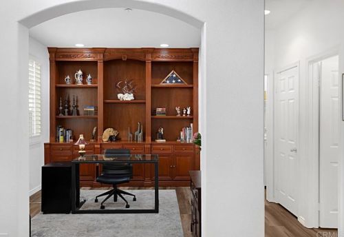 6392 Alexandri Cir, Carlsbad CA  92011-3600 exterior