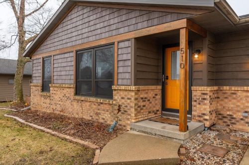 510 Reid Dr, Mount Horeb, WI 53572-1885