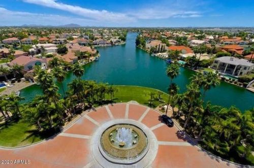 517 Marina Dr, Gilbert AZ 85233-6613 exterior