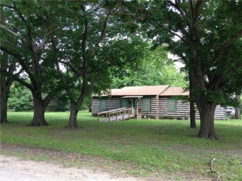 3245 8th Ave, Corsicana, TX 75110-4872