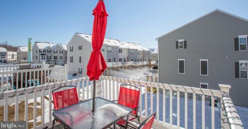 100 Rising Sun Rd, Fredericksburg VA  22405-9424 exterior