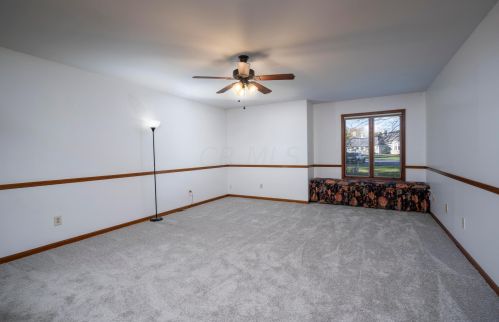 1224 Countryside Dr, Washington Ch OH  43160-1804 exterior