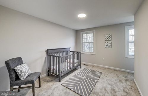 9107 Wax Myrtle Ct, Springfield VA  22015-2007 exterior