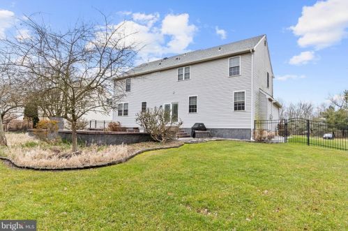 117 Liberty Ct, Swedesboro NJ  08085-4255 exterior