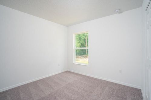 1901 South Buttonwood Dr, Fort Pierce FL 34952-6971 exterior