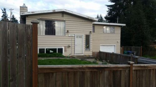 15613 Meadow Rd, Lynnwood, WA 98087-6517