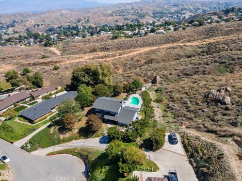 12065 Westwood Ln, Colton CA  92313-5309 exterior