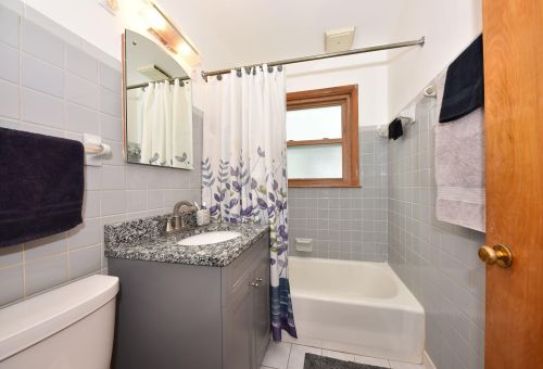 4572 70th St, Milwaukee WI  53218-5407 exterior