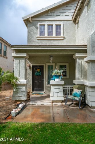 1447 Heron Ln, Gilbert, AZ 85296-9641