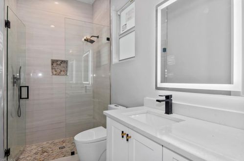 835 11th St, Naples FL  34117-2286 exterior