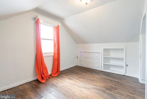 1733 Swamp Pike, Gilbertsville PA  19525-9704 exterior