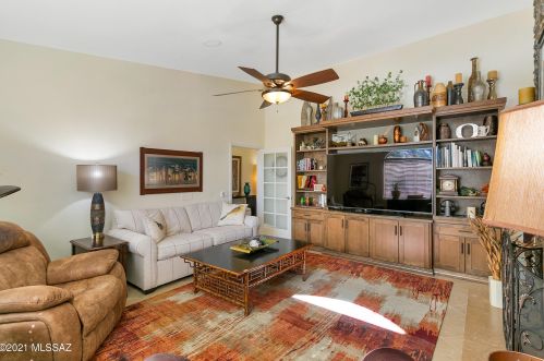 63330 Cat Claw Ln, Tucson AZ 85739-1267 exterior