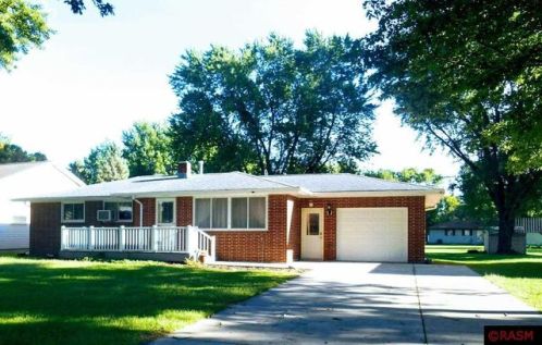 442 1st Ave, Winnebago MN  56098-1016 exterior