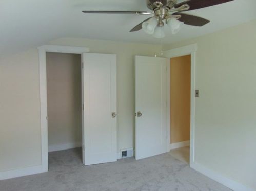 1811 Mount Royal Blvd, Glenshaw PA  15116-1007 exterior