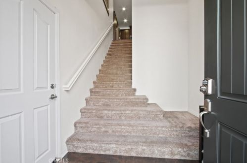 14389 Penn Foster St, Chino CA  91710-1368 exterior