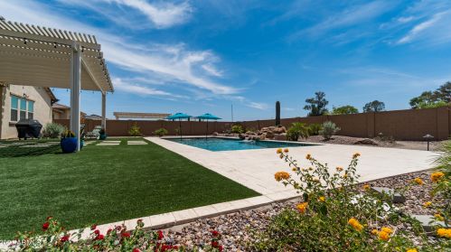 7544 Peppertree Dr, Gilbert AZ  85298 exterior