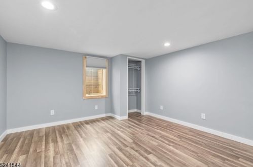 336 Hoe Ave, Scotch Plains NJ  07076-1135 exterior