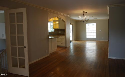 3049 Alabama St, Glendale CA  91214-2702 exterior