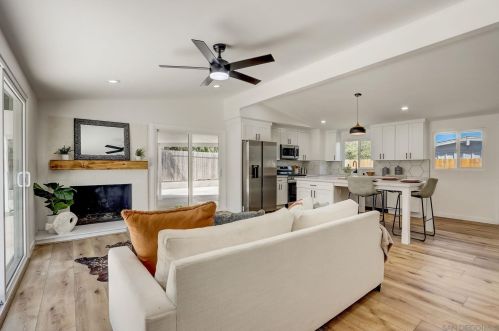 6265 Lk Alamor Ave, San Diego CA 92119-3407 exterior