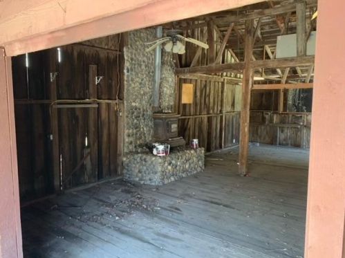 443 Hills Ferry Rd, Newman CA  95360-9701 exterior