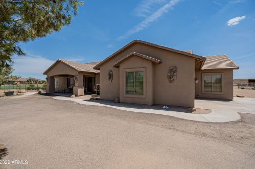 3063 Caitlin Way, San Tan Valley, AZ 85140-5446