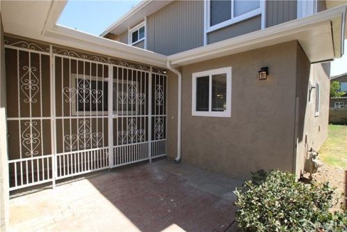 17704 Lysander Dr, Long Beach, CA 90746-1509