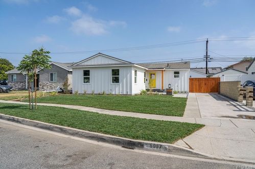 6007 Droxford St, Lakewood, CA 90713-1224