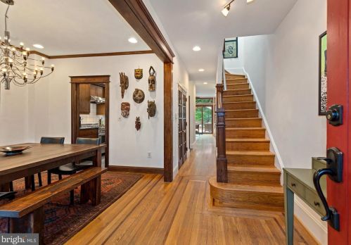 1734 Irving St, Washington, DC 20018-3828
